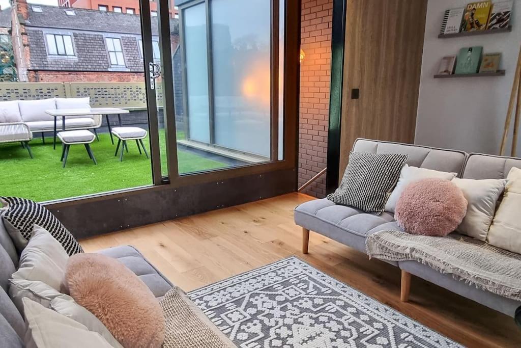 Stunning Luxury Townhouse In Centre Of Manchester Exterior photo