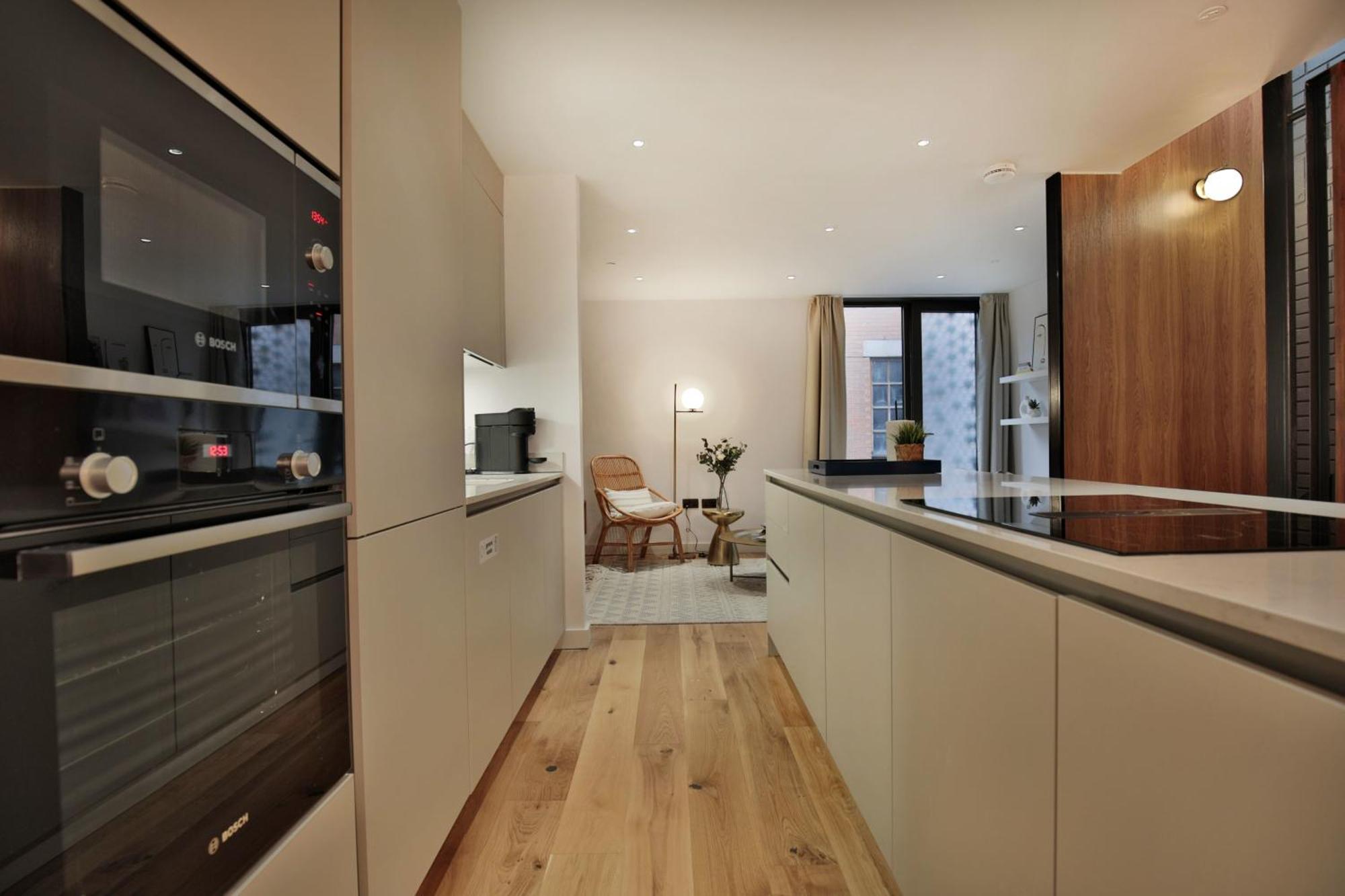 Stunning Luxury Townhouse In Centre Of Manchester Exterior photo