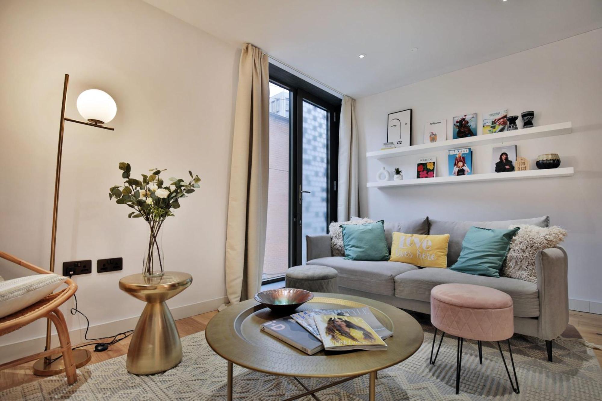 Stunning Luxury Townhouse In Centre Of Manchester Exterior photo